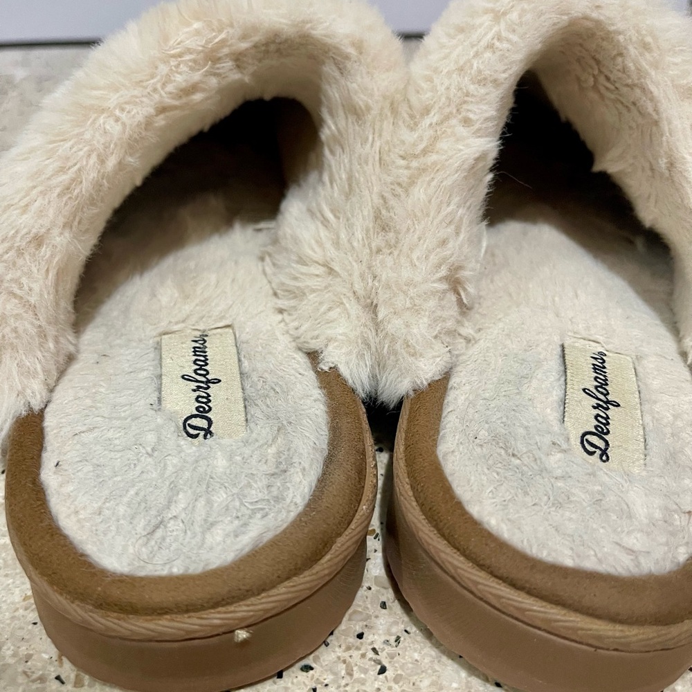 Dearfoams Slippers - Picture 6 of 6